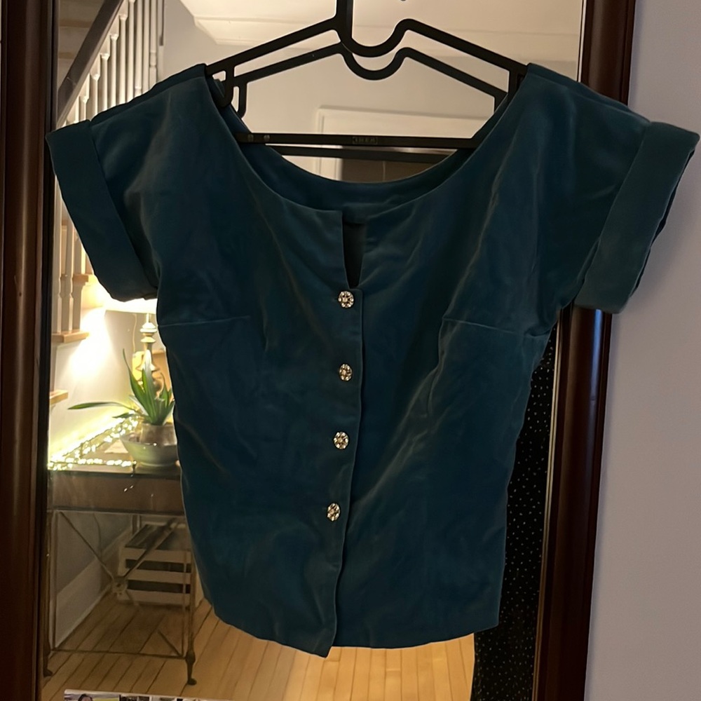 Vintage 1950’s short sleeve, velvet blouse, jeweled buttons. Great condition.